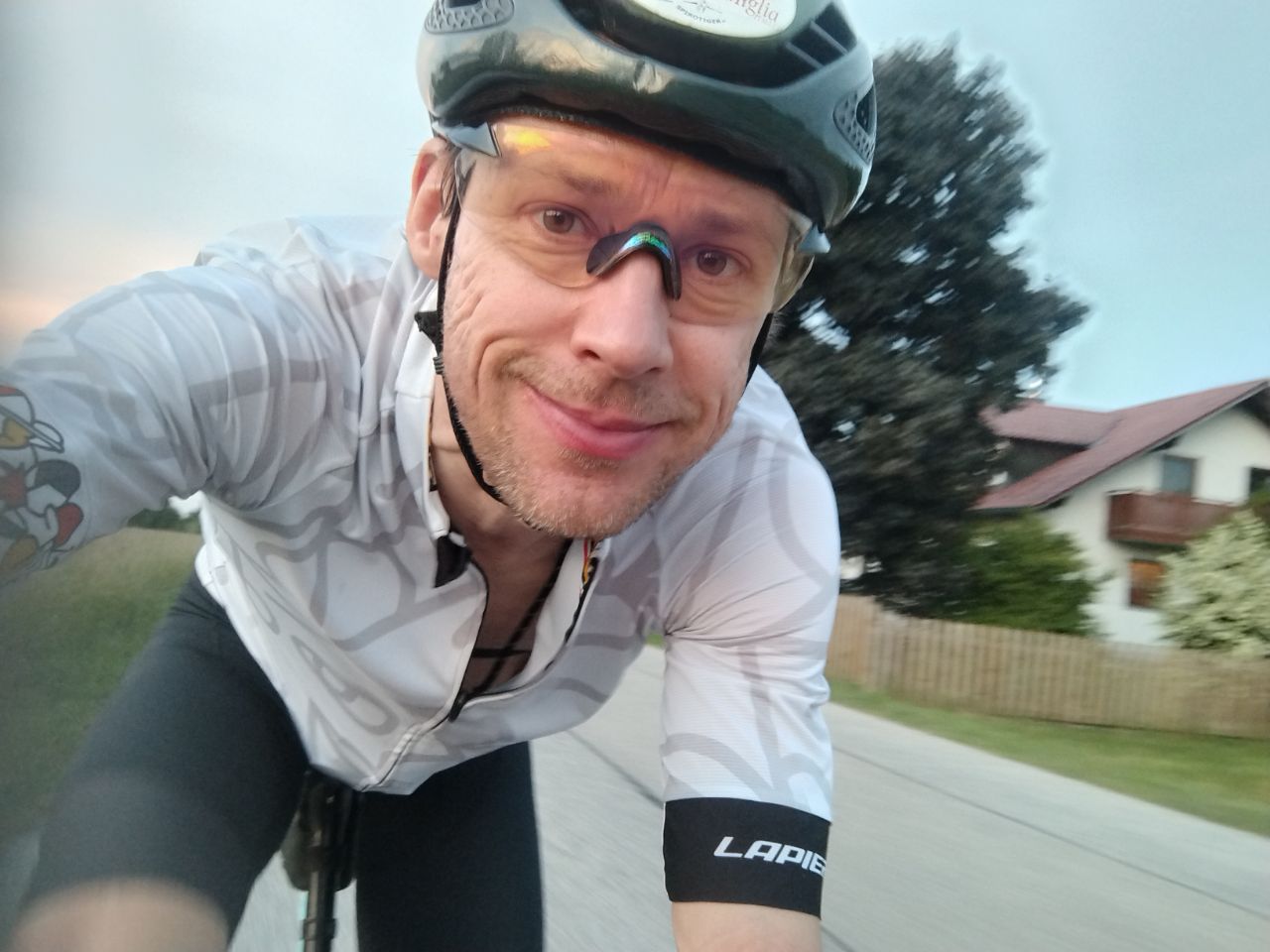 Welcome at Bikefreak AH - a bike enthusiast's page and playground. You might also stumble across my Telegram channel 'AH_Bike_Hacks'... ;)